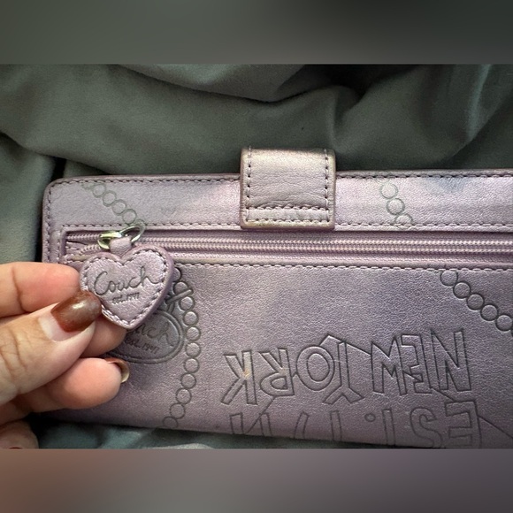 Coach Vintage Mauve Leather Wallet - Picture 5 of 5